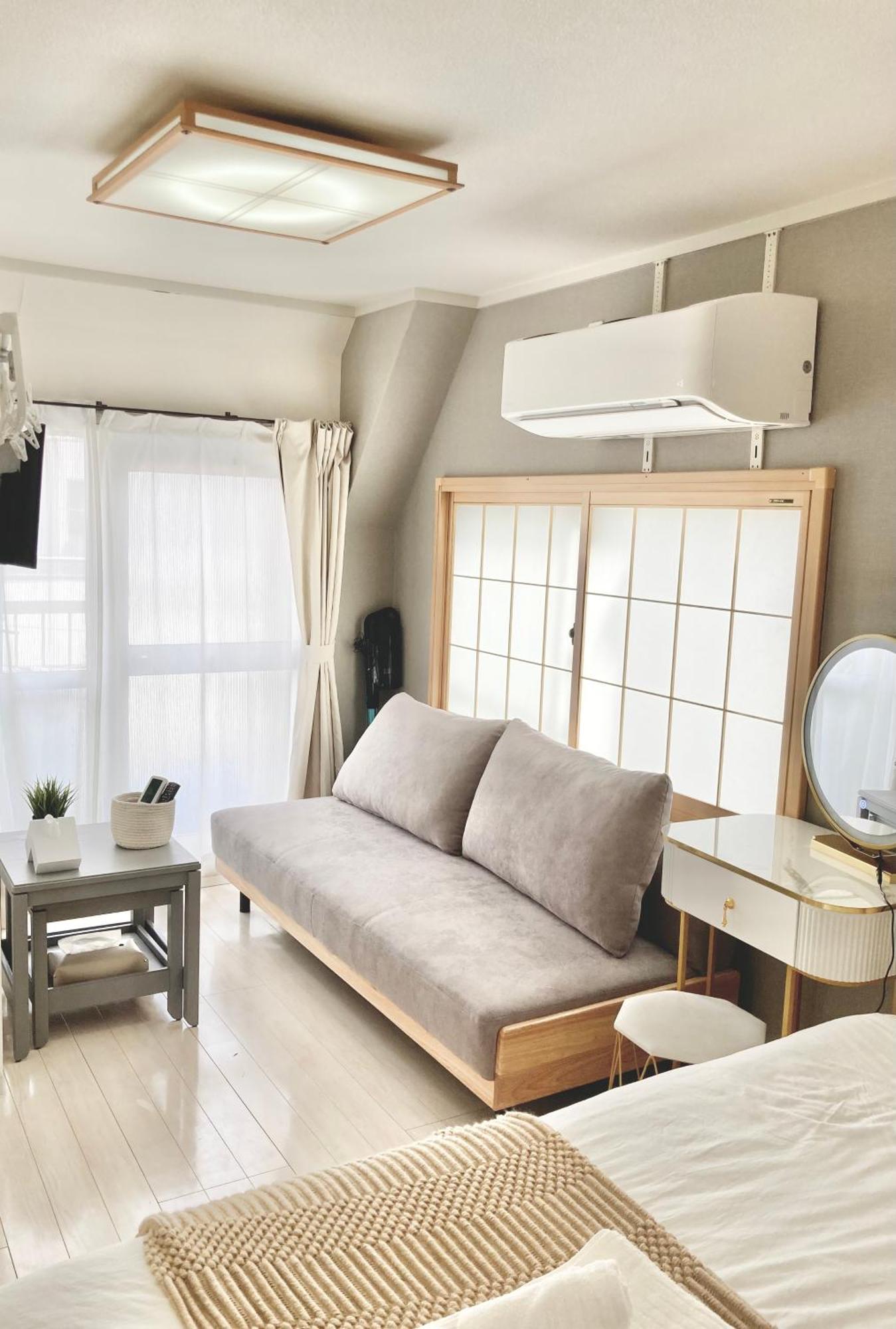 Kosumosu Hotel Tokyo Bagian luar foto
