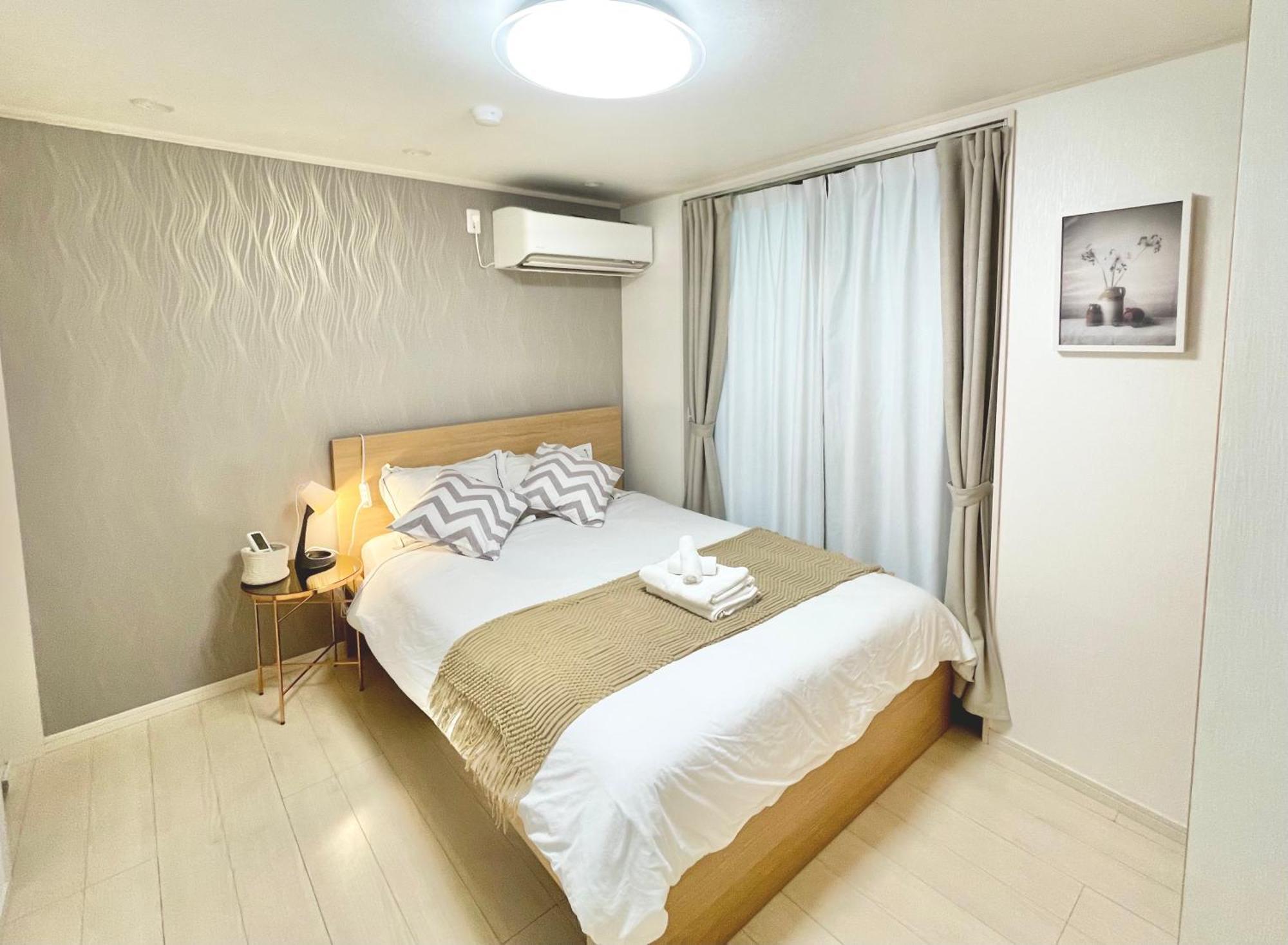 Kosumosu Hotel Tokyo Bagian luar foto